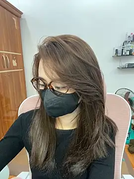 Mochi21 online show from 11-30-25, 05:08