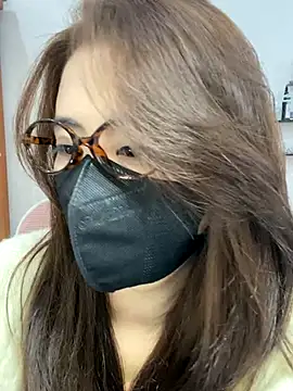 Mochi21 online show from 11-29-25, 03:28