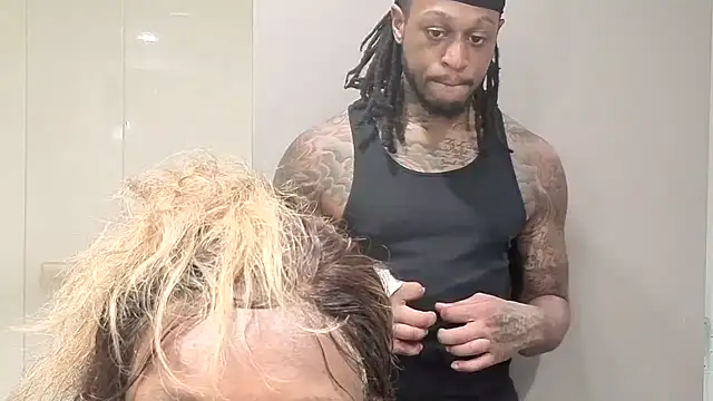 CinnaCakesss online show from 09-22-25, 10:54