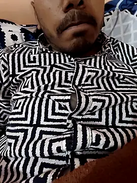 Snapshot of YourTarzan chatting on 02-04-26, 08:20 YourTarzan online show from 02-04-26, 08:20