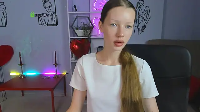 khloebeauty online show from 09-17-25, 05:53