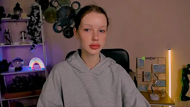 khloebeauty online show from 05-11-26, 05:53