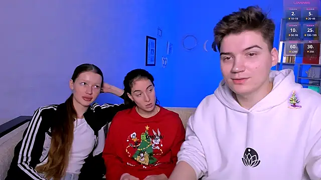 khloebeauty online show from 12-02-25, 08:21