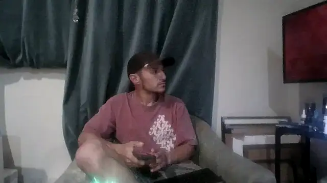 Snapshot of Sicksob chatting on 07-01-26, 07:41 Sicksob online show from 07-01-26, 07:41