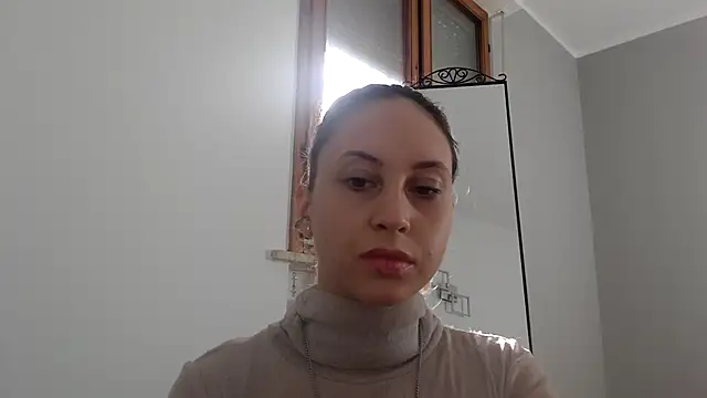 L Sofia online show from 09-30-25, 02:45