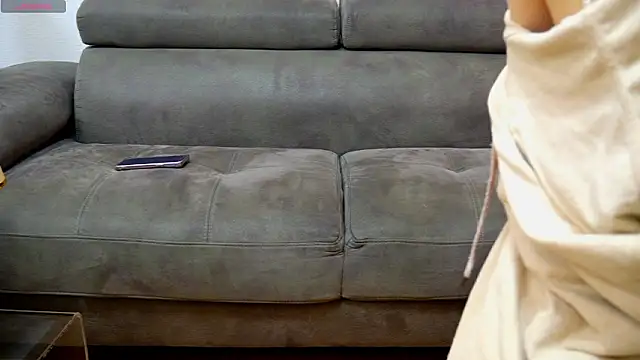 yua    chan online show from 09-25-25, 03:12