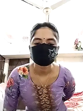 Puja-Rane online show from 12-17-25, 04:28