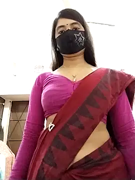 Puja-Rane online show from 12-22-25, 04:01