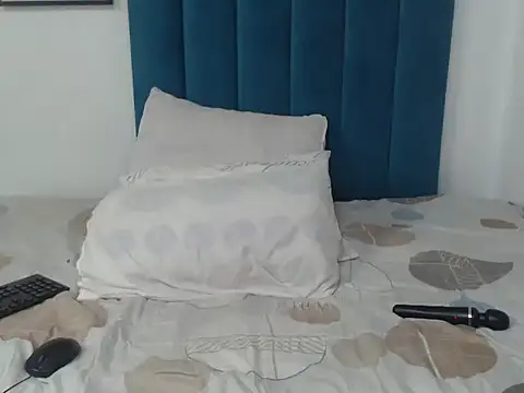 Bella 2025 online show from 09-16-25, 06:53