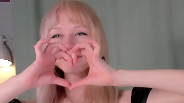 MarciDarugar online show from 09-20-25, 04:45