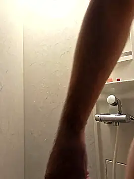 erosuke9 online show from 11-02-25, 11:32