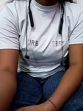 Rekha 89 online show from 11-23-25, 03:27