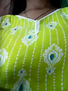 Snapshot of Rekha_89 chatting on 09-14-25, 03:18 Rekha 89 online show from 09-14-25, 03:18