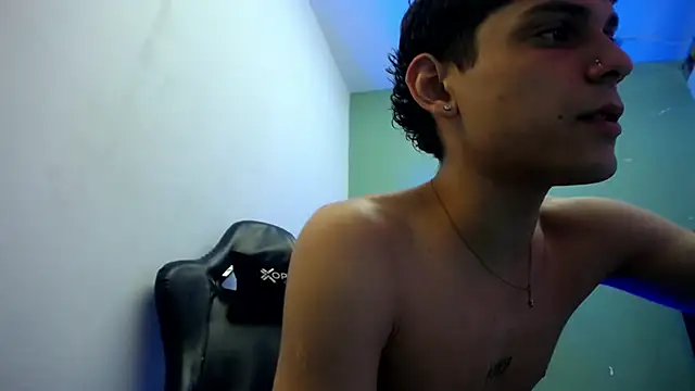 dilan hott  online show from 01-12-26, 08:04