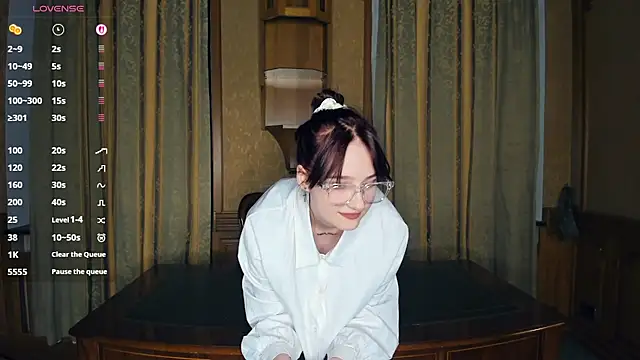 KatyKufel online show from 03-28-26, 07:15