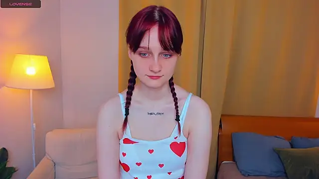 KatyKufel online show from 10-18-25, 06:32