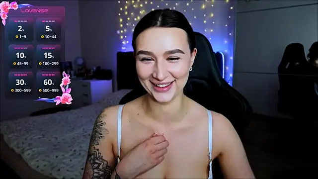 Veronica Larsson online show from 07-01-26, 04:29