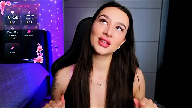 Veronica Larsson online show from 02-16-26, 09:19