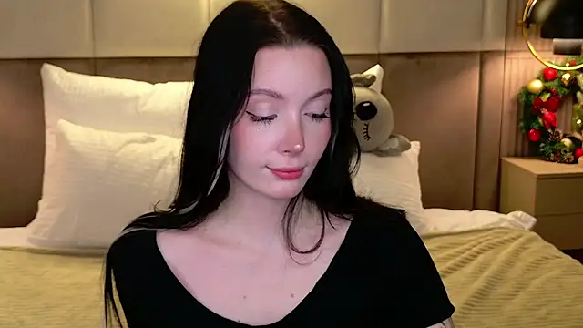 Goldy Stark online show from 12-21-25, 08:42