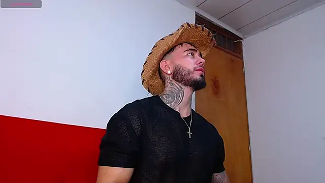 tommyblessd1 online show from 09-08-25, 06:18