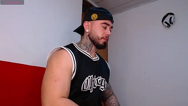 tommyblessd1 online show from 11-14-25, 07:12