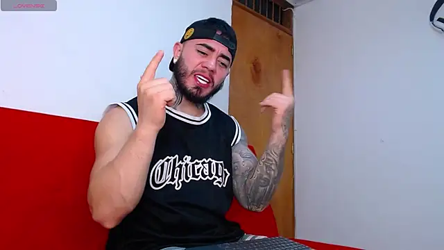 tommyblessd1 online show from 09-12-25, 05:51