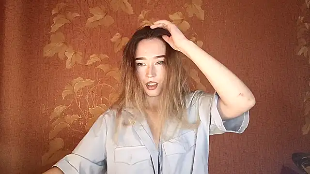 Snapshot of Awora_Wolf chatting on 10-07-25, 09:21 Awora Wolf online show from 10-07-25, 09:21