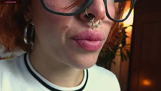 bri von dhara   online show from 06-17-26, 04:17