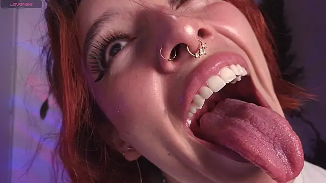 bri von dhara   online show from 05-25-26, 03:00