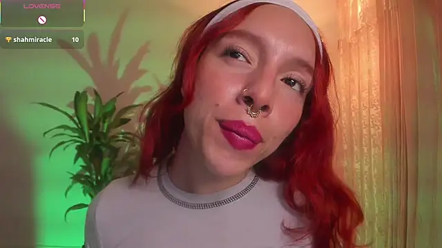 bri von dhara   online show from 10-20-25, 01:00