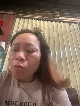 Snapshot of Dunmii chatting on 10-02-25, 04:16 Dunmii online show from 10-02-25, 04:16