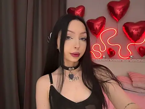 Lina Thornton  online show from 07-25-26, 02:12