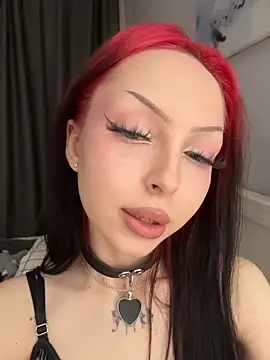 Lina Thornton  online show from 11-16-25, 08:35