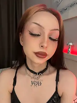 Lina Thornton  online show from 12-05-25, 08:28