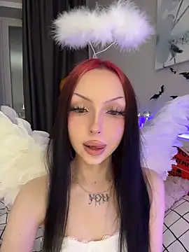 Lina Thornton  online show from 10-25-25, 08:31