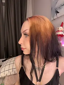 Lina Thornton  online show from 12-17-25, 10:48