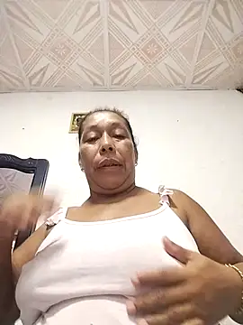 Naomi-Mature online show from 09-15-25, 12:49