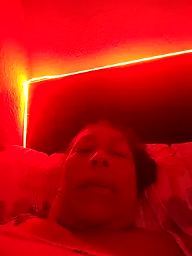 Naomi-Mature online show from 04-08-26, 09:11