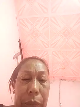 Naomi-Mature online show from 04-14-26, 09:25