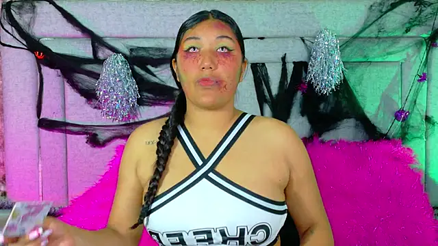 SharaRous online show from 10-31-25, 12:46