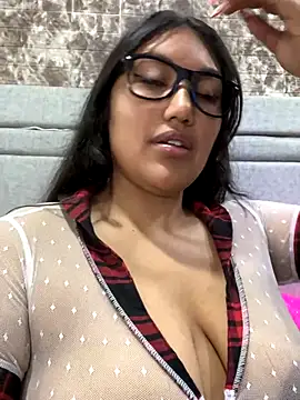 SharaRous online show from 09-27-25, 12:11