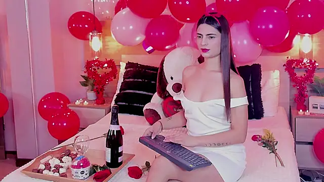 Snapshot of SusanAdams1 chatting on 02-14-26, 12:38 SusanAdams1 online show from 02-14-26, 12:38