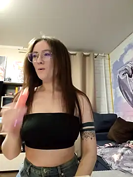 SophiaHarris online show from 10-01-25, 04:33