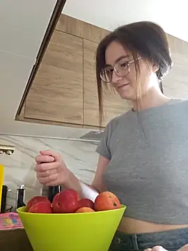SophiaHarris online show from 09-21-25, 06:40
