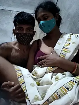 Snapshot of maskedlover321 chatting on 11-29-25, 05:13 maskedlover321 online show from 11-29-25, 05:13