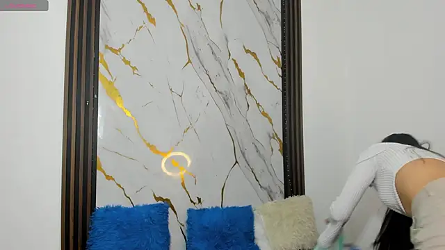 nina vixen online show from 11-13-25, 07:40