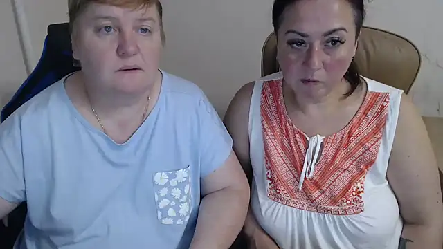 Snapshot of Bertie_Adeline chatting on 10-12-25, 06:31 Bertie Adeline online show from 10-12-25, 06:31