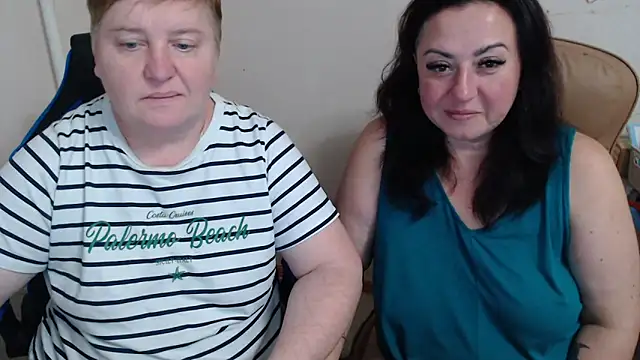 Snapshot of Bertie_Adeline chatting on 09-17-25, 05:37 Bertie Adeline online show from 09-17-25, 05:37