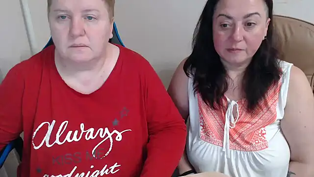 Bertie Adeline online show from 11-24-25, 04:40