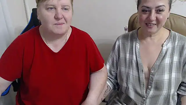 Snapshot of Bertie_Adeline chatting on 10-09-25, 07:58 Bertie Adeline online show from 10-09-25, 07:58